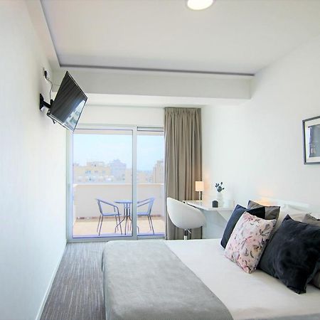 Phaedrus Living: Luxury Suite Nicosia 508 Exterior photo